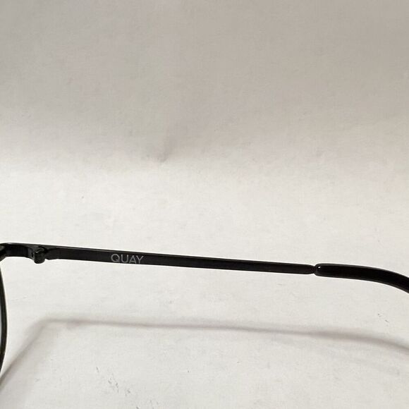 Quay High Key Medium (Micro) Polarized Sunglasses Black Fade Aviators - Picture 7 of 8